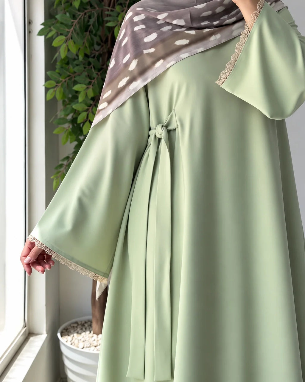 Inaya Bloom Abaya